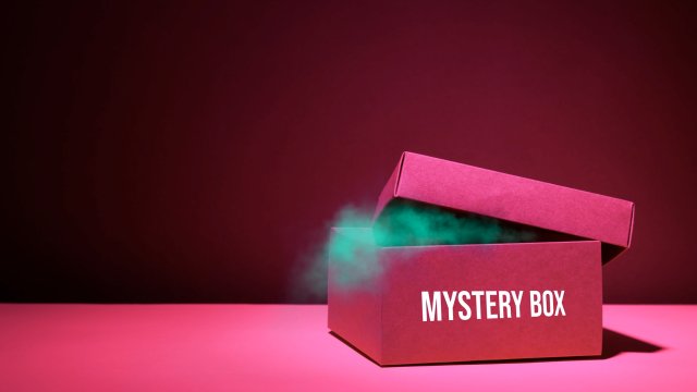 10 самых благоприятных загадочных коробок с телефонами