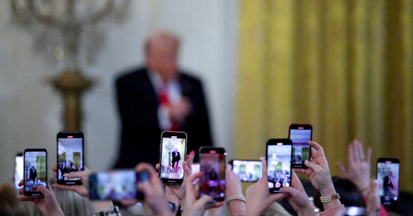 Трамп серьезно относится к правительству, но когда ему удобно