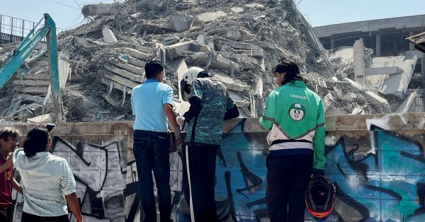 Двое были убиты под русло небоскреба в Бангкоке, 12 жертв и в Мьянме