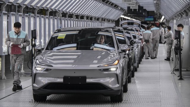 Трамп только предал всю автомобильную промышленность в руках Китая?