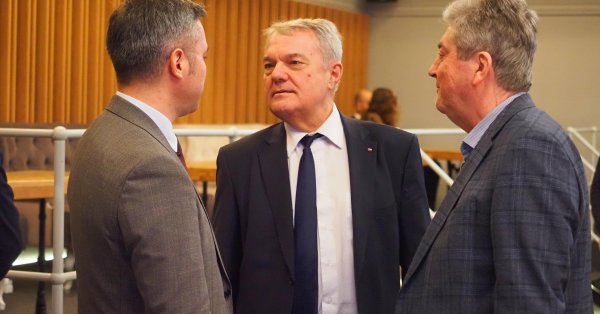 Румен Петков: Я не понимаю людей, которые разговаривают с места электромобиля, производимого в Lovech