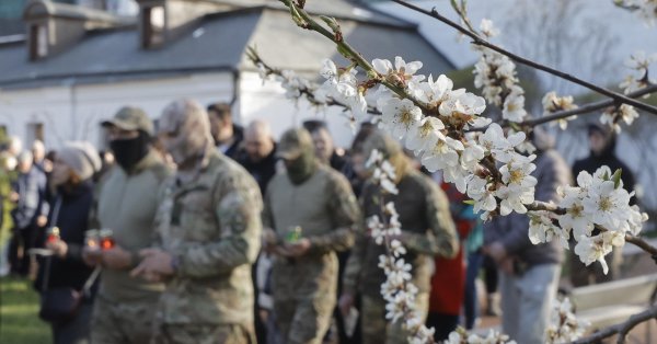 Кив объявил, что вернул тела до 909 убитых украинских солдат