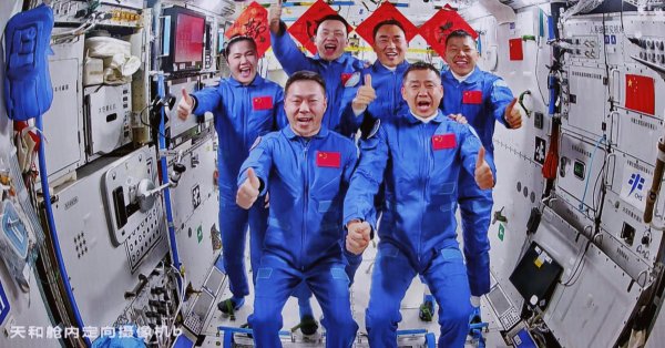Миссия Shunchou-20 Tikonauts вошел в китайскую орбитальную станцию