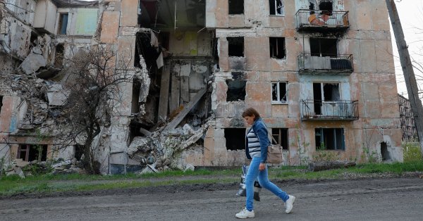 Россия сильно нападает с ракетами и беспилотниками, Кив, девять мертвых