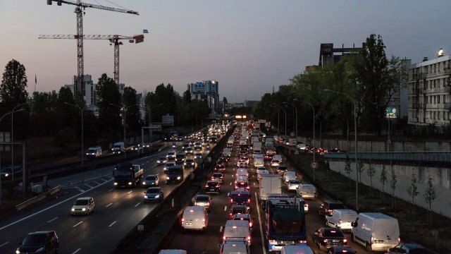 Спрос и цены на вторые автомобили растут