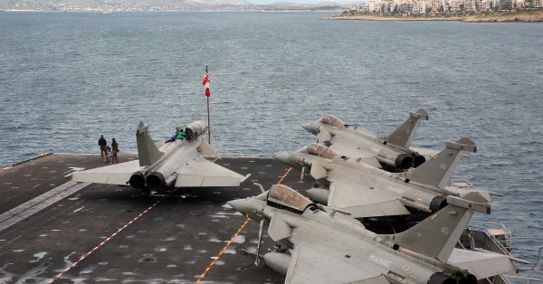 Индия получит более двух десятков французских боевиков Rafale