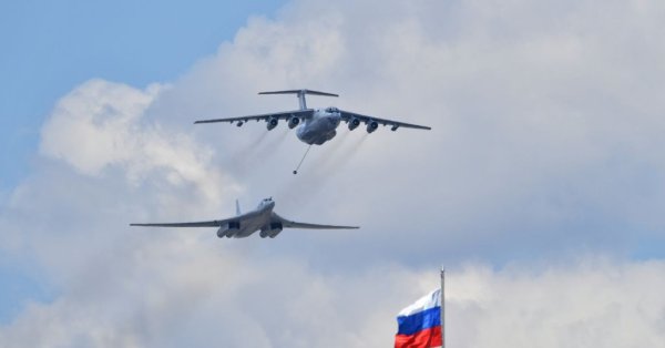 Российские самолеты были пойманы возле воздушного пространства НАТО