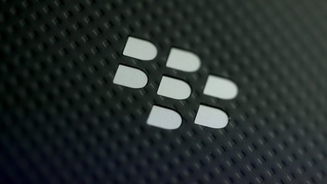 BlackBerry ожидает снижения доходов в 2026 финансовом году.