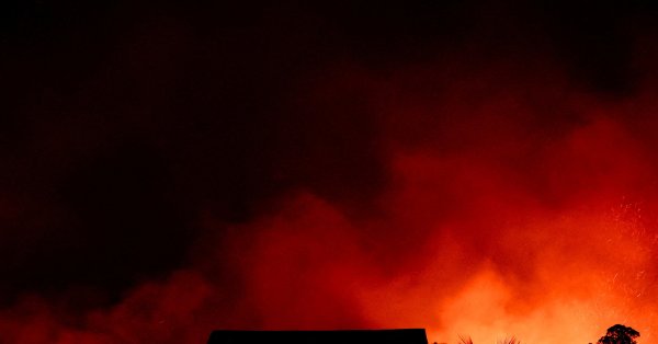 Огонь в индийском отеле покончил с собой 15 человек