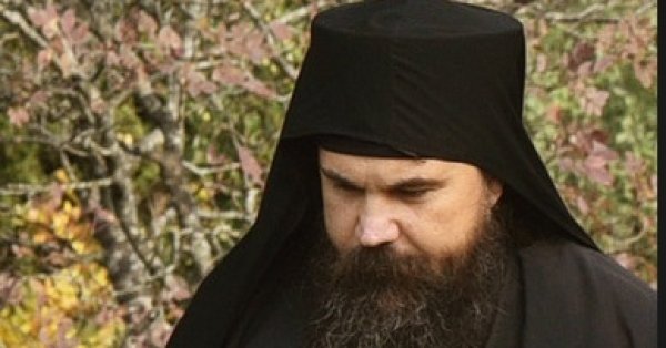 Они выбрали Hieromonk Gabriel в качестве нового аббата монастыря Зографа в Святой горе