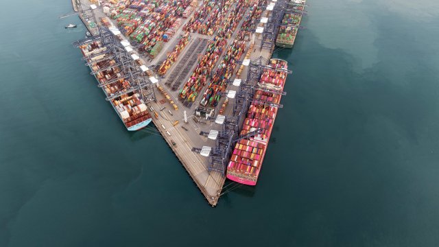 США поставит электронные продукты с отдельными импортными пошликами