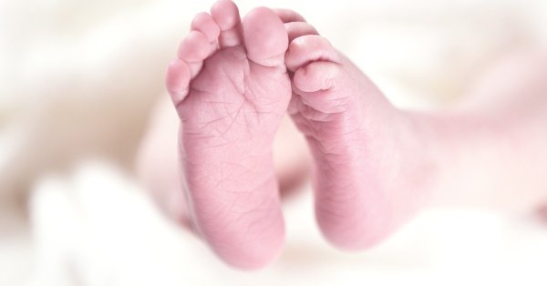 Женщина с пересаженной маткой родила здорового ребенка