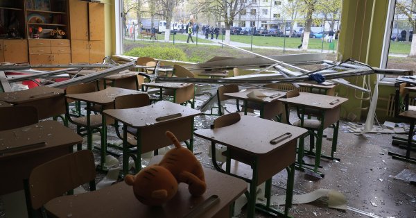 Взаимные обвинения между Россией и Украиной в нарушение Пасхального премьер -министра
