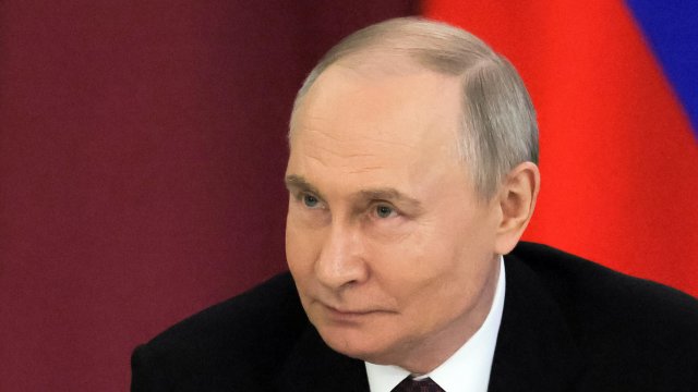 Путин заказал одностороннюю приостановку хост на Пасху