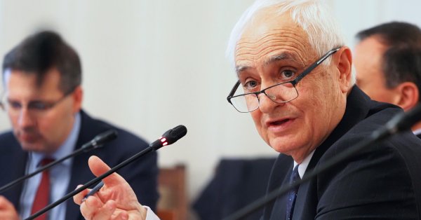 Мод не имеет информации о болгарских военных, чтобы стать добровольцами в Украине