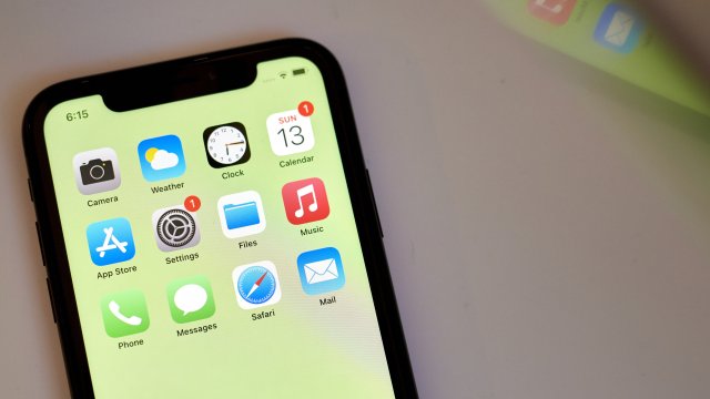Спустя 5 лет после его удаления Fortnite вернулся в App Store в США.