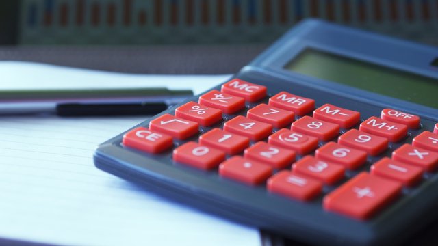Фибанк отмечает на 165% чистую квартальную прибыль.