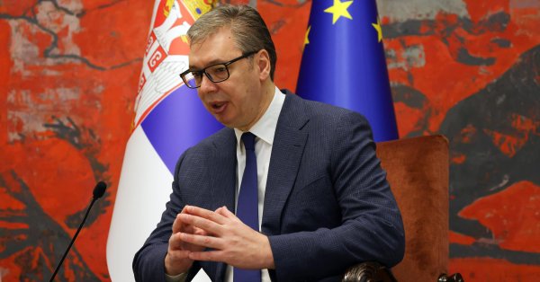 Вучич был помещен в больницу в Белграде