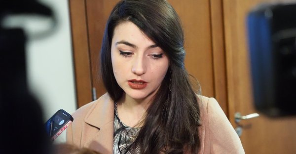 Лена Бориславова: «Канниры» бездельничают для местных жителей