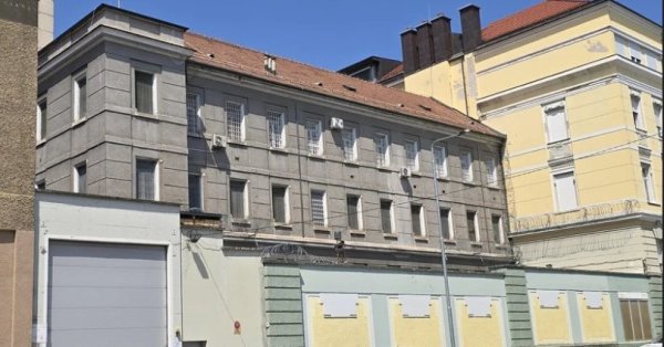 Гордое лорд приказал своим людям взорвать стены тюрьмы в Словении