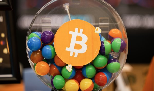 Coinbase находится в S & P 500, и к концу 2025 года мы можем увидеть Биткойн более 120 000 долларов США.