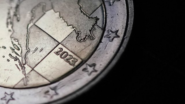 Еврот извлекает выгоду из разочарования американской политики