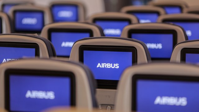 Поиск путешествий летом растет, но европейским авиакомпаниям не хватает самолетов