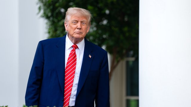 Трамп уходит на Ближний Восток с взглядом на нефть, торговлю и ядерные амбиции