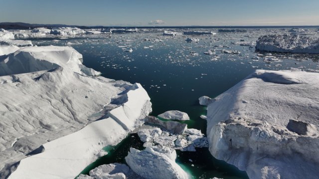 Запад направляется в Арктику для ресурсов и безопасности, а Москве не нравится это