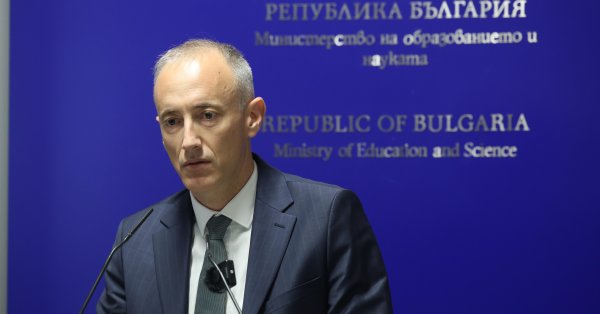 Вальчев: От Брюсселя не предупредил министра финансов о евро