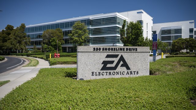 Разработчик Electronic Arts Game начинает обязательства перед сотрудниками