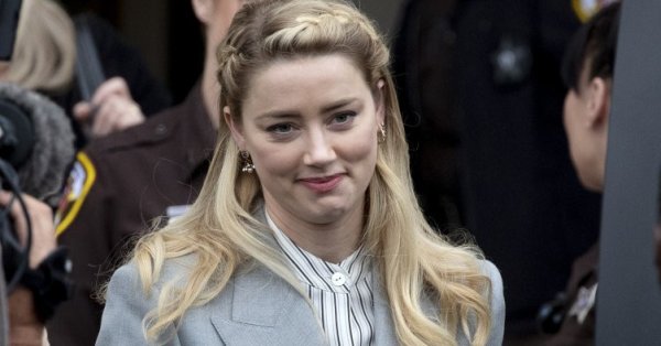 Актриса Эмбер Херд стала матерью близнецов