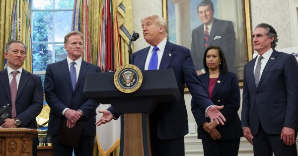 После обязанностей Трампа не возвращается в норму
