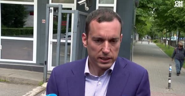 Citub: Завтра утром протестующие будут ждать Терзиева перед зданием муниципалитета Софии