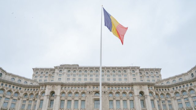 Весь мир смотрит на Румынию