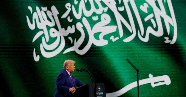 Трамп: Иран никогда не должен иметь ядерное оружие