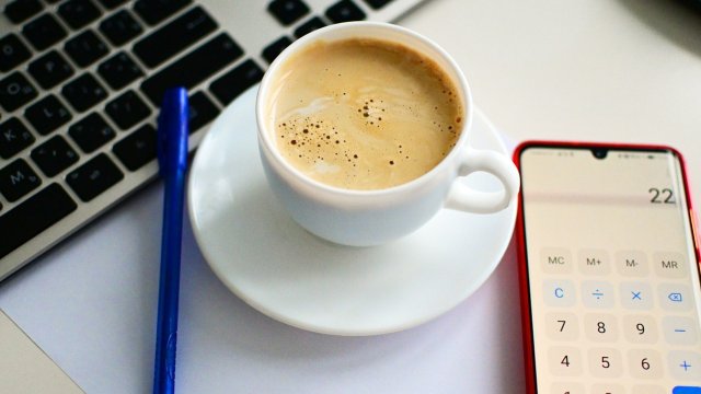 Продажи продаж Stara Planina Hold продолжает замедляться в апреле