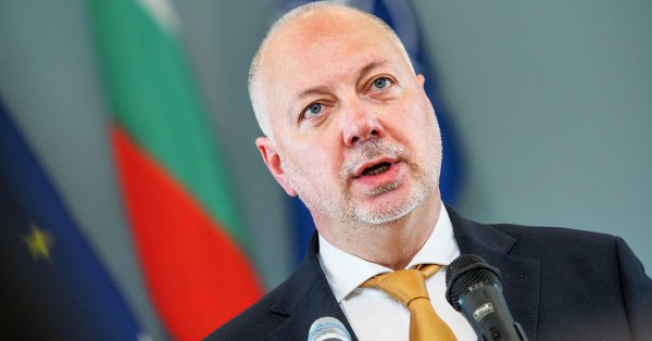 Премьер -министр возглавит делегацию, которая примет участие в открытии папы Лео XIV