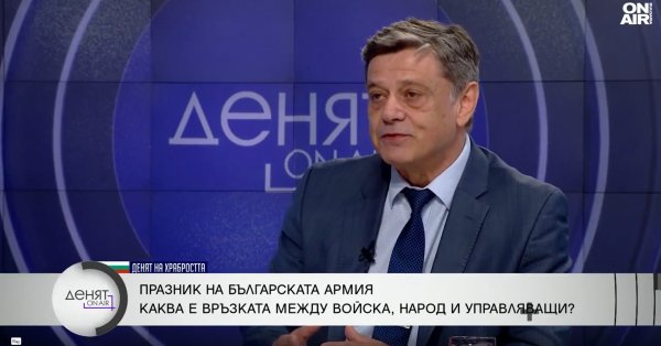 Генерал Константин Попов: F-16 будет летать и не только на парадах