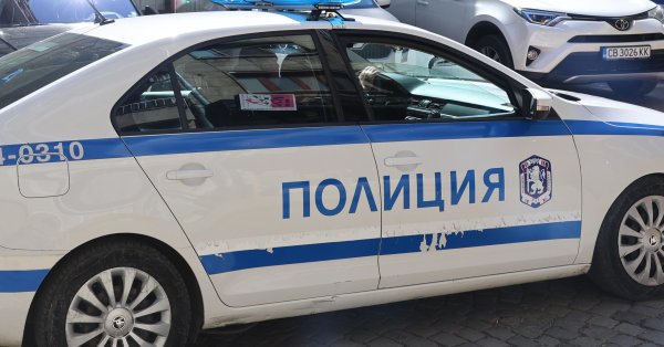 Две молодые люди были найдены мертвыми в дренажном канале недалеко от деревни Боретс