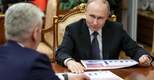 Угол Украины, где Путин хочет символической победы любой ценой