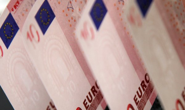 Ралли евро будет продолжаться до встречи G7, рынок опционов показывает