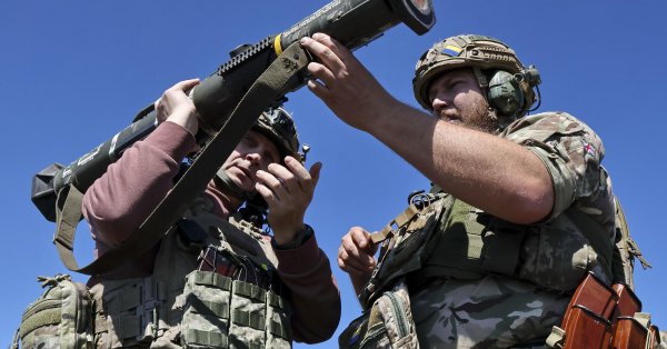 Хотя Трамп требует больше военных затрат, НАТО переосмысливает то, что важно