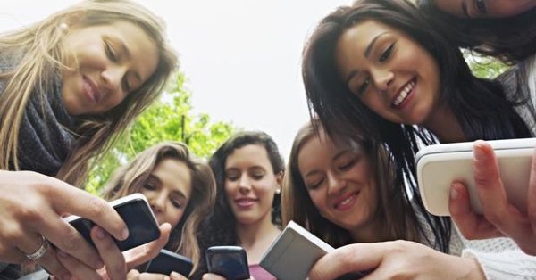 Подростки в Техасе лишены Facebook и Tik-Tok