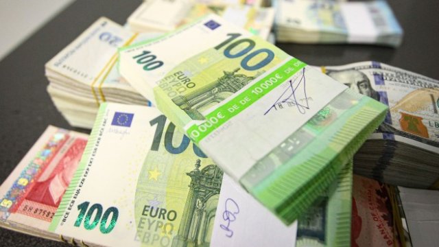 Новые финансовые договоры лизинга увеличились на 9,6% в конце марта