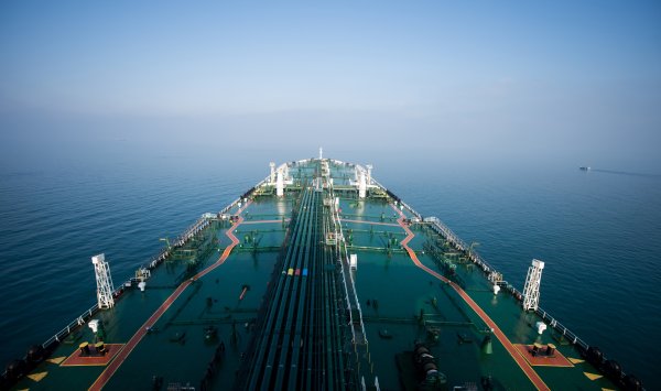 Цена на нефть подскочила после новостей о том, что Израиль готовится к тому, чтобы поразить Иран
