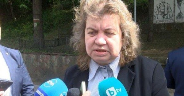 Kiselova: Ks с его актом положит конец спору референдума