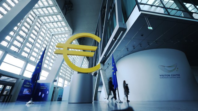 De Gindos: ECB может быть оптимистичным в отношении инфляции