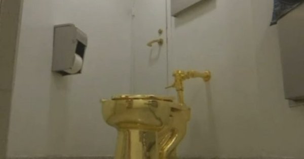 Условное предложение для человека, вовлеченного в кражу золотого туалета на острове