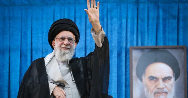 Иранский аятолла хамейе уже выбрал три своих приемников